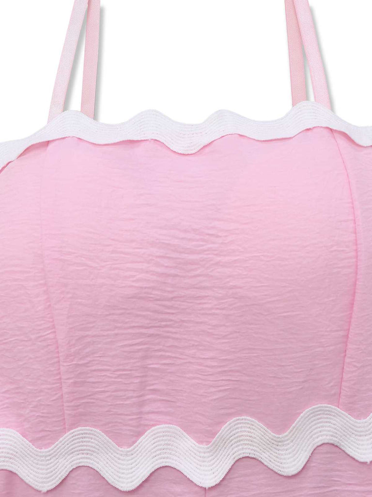 Combinaison à bretelles spaghetti et bordure ondulée des années 1970