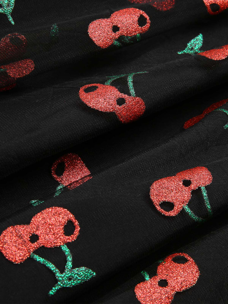 Robe trapèze noire en maille cerise des années 1950