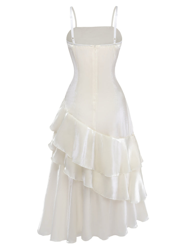 Robe Froncée à Bretelles Fines en Satin à Volants Étagés Blanche Années 1940
