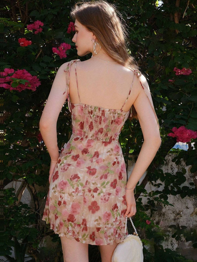 Robe à volants et bretelles spaghetti des années 1960