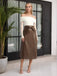 Jupe midi taille haute en cuir marron des années 1980