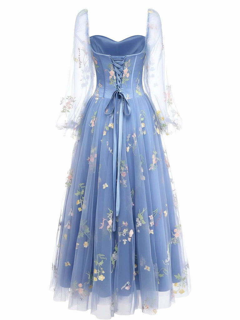 [Prévente] Robe longue à manches longues en maille brodée de fleurs bleues années 1930
