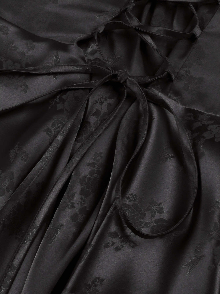 Robe asymétrique en satin à fines bretelles années 1980