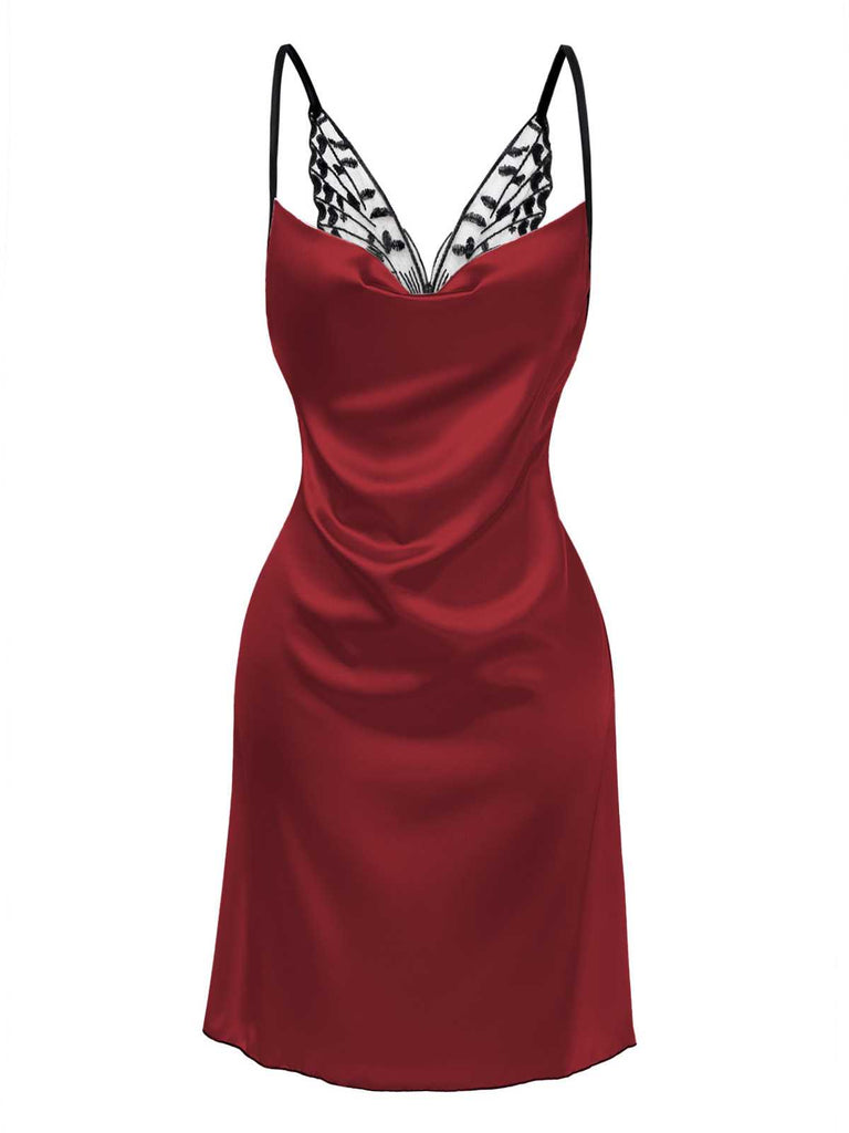 Nuisette en satin ornée de dentelle papillon années 1980