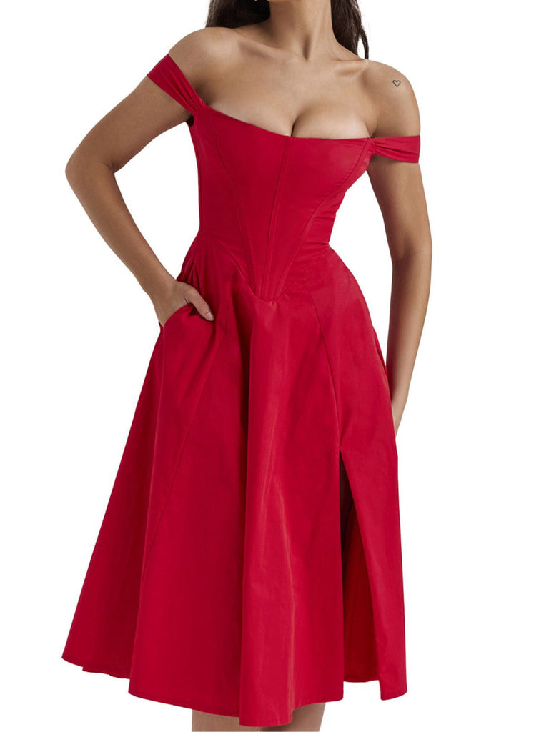 Robe rouge unie épaules dénudées et fente style sirène années 1950