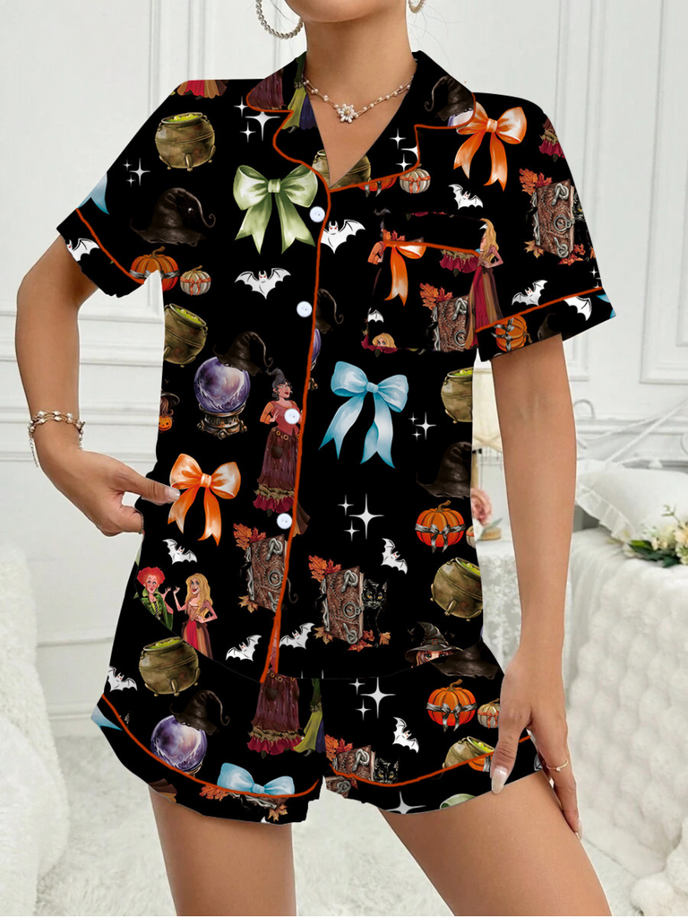 Ensemble de pyjama en satin imprimé sorcière Halloween des années 1970