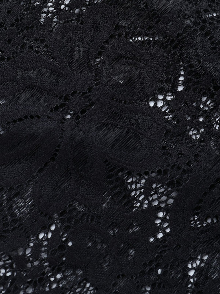 Robe moulante en dentelle transparente avec jupe drapée des années 1960