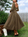 Robe mi-longue plissée à lacets et dos nu années 1960