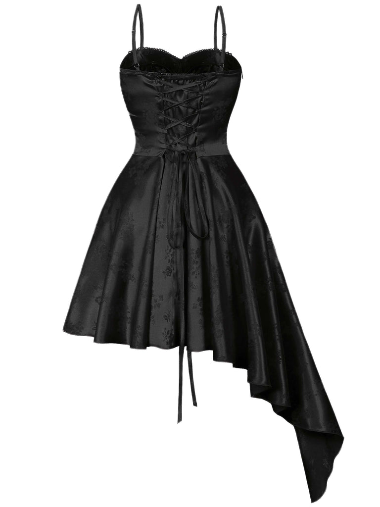 Robe asymétrique en satin à fines bretelles années 1980