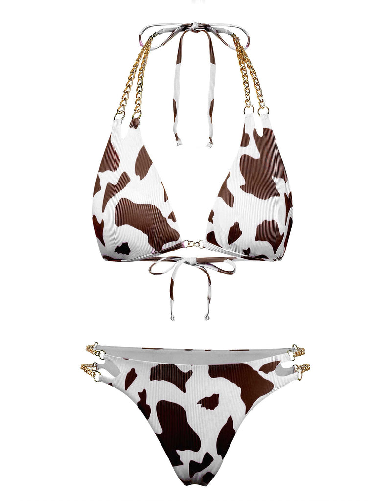 Vue de face du bikini à imprimé vache marron et blanc.