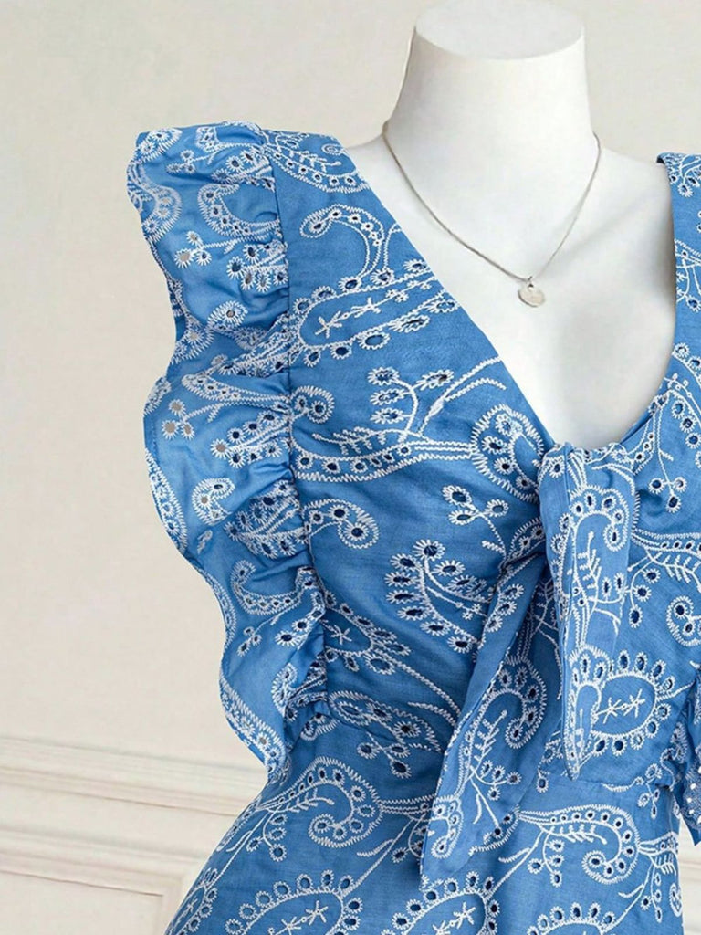 Robe Courte Paisley Col V à Volants Brodée Bleue Années 1970 5