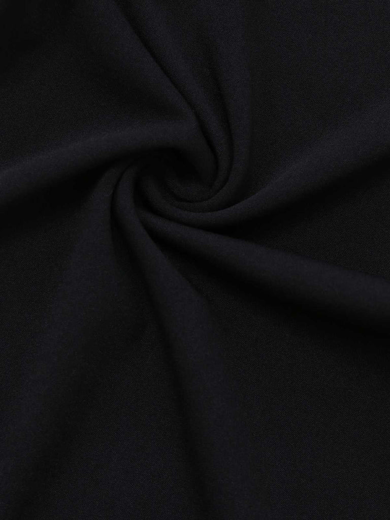 Combinaison à épaules dénudées et col en V profond contrasté années 1970