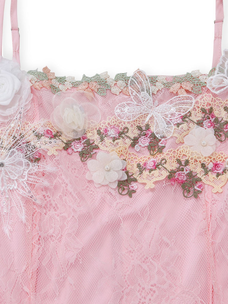 Robe longue rose à fines bretelles dentelle florale années 1940