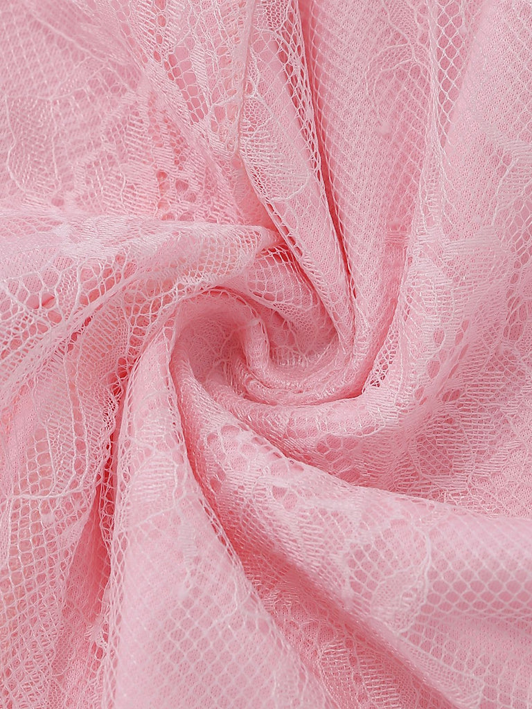 Robe longue rose à fines bretelles dentelle florale années 1940