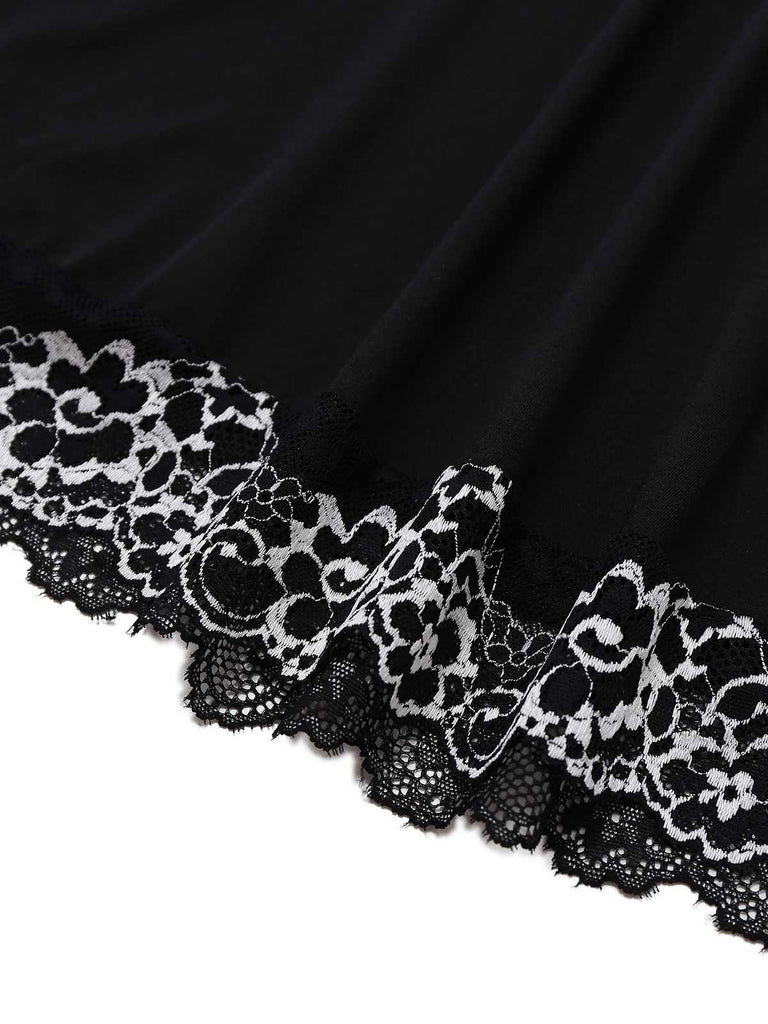 Chemise de nuit noire en velours et dentelle des années 1950