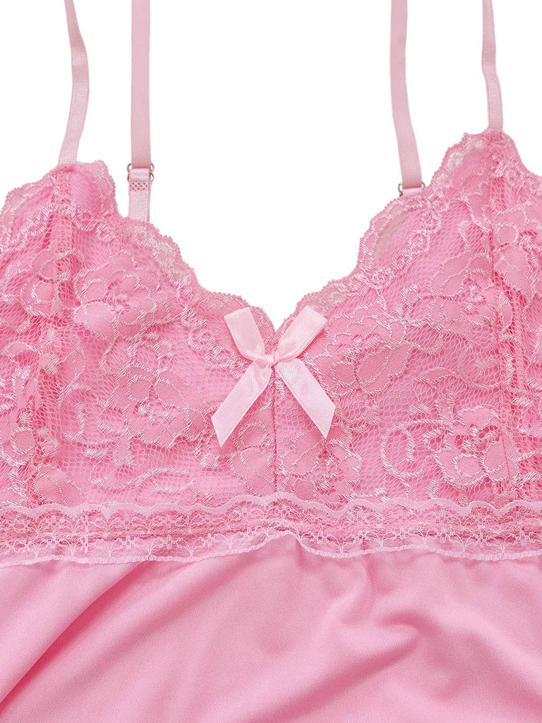 Nuisette à fines bretelles et nœud en dentelle années 1940