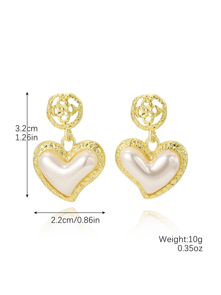 Boucles d'oreilles pendantes en forme de cœur et de perles en or