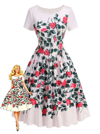 Robe à fleurs avec des roses rouges sur fond blanc