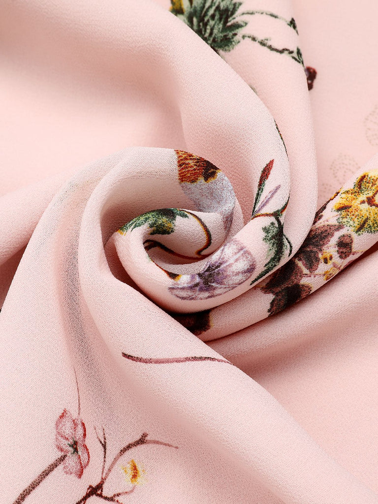 Robe rose à col en V et nœud papillon à fleurs et oiseaux