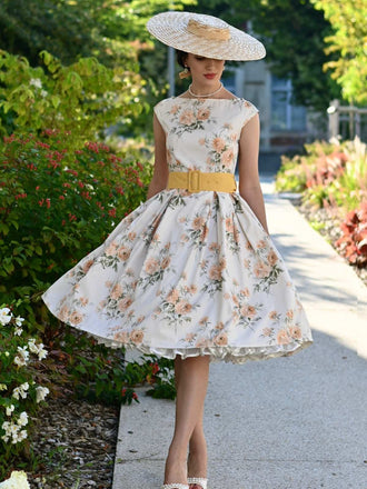 Robe jaune à fleurs antique col bateau ceinturée années 1950