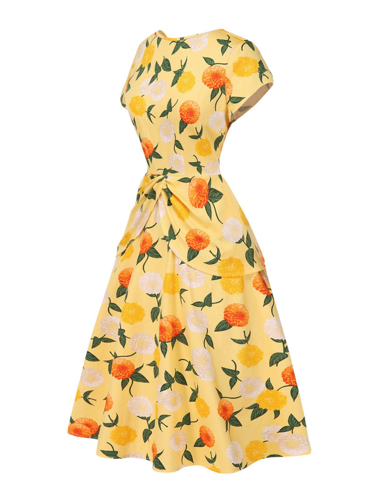 [Prévente] Robe froncée à fleurs d'hortensia jaune des années 1950