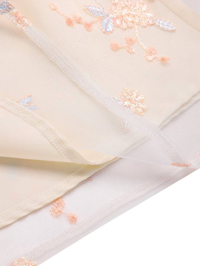 [Prévente] Robe blanche à fleurs brodées col V profond années 1950