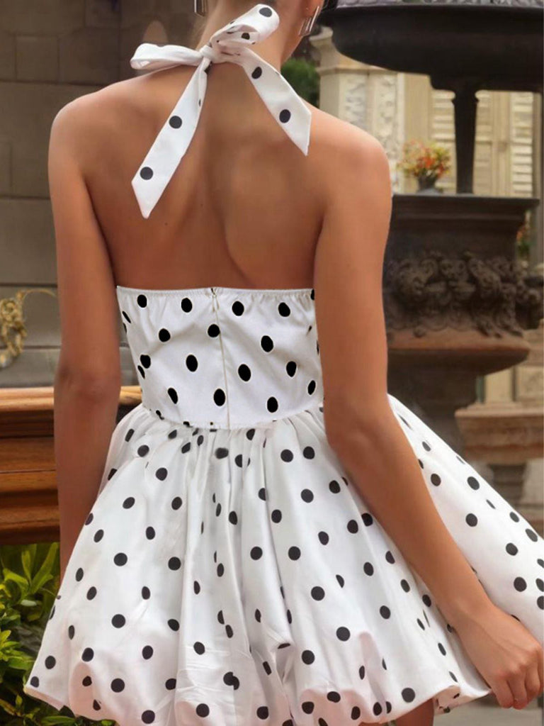 Robe tutu blanche à pois dos nu des années 1960
