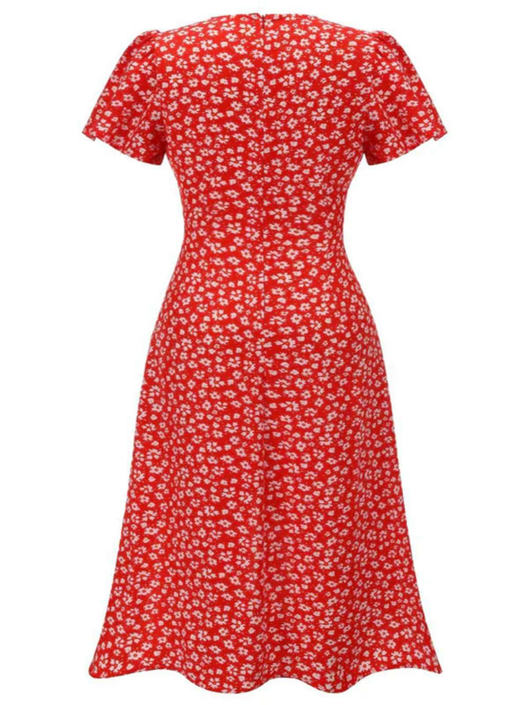 [Prévente] [Grande taille] Robe rouge col V à fleurs boutons des années 1940