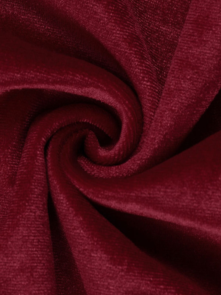 Robe de Noël bordeaux gothique en velours chaînes et strass années 1950