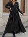 Robe fendue en dentelle noire col en V et nœud en feuille d'or des années 1930