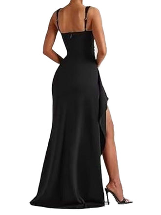 Robe moulante unie à col carré et fente haute des années 1930