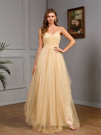 Robe à bretelles dorée paillettes en maille années 1930