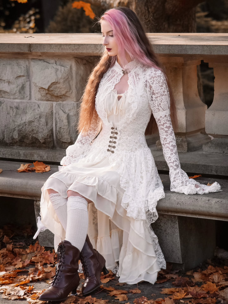 [Prévente] Robe victorienne bleu foncé en dentelle à manches gigot des années 1980
