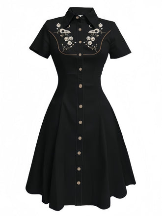 Robe noire en coton brodée de fleurs western années 1940