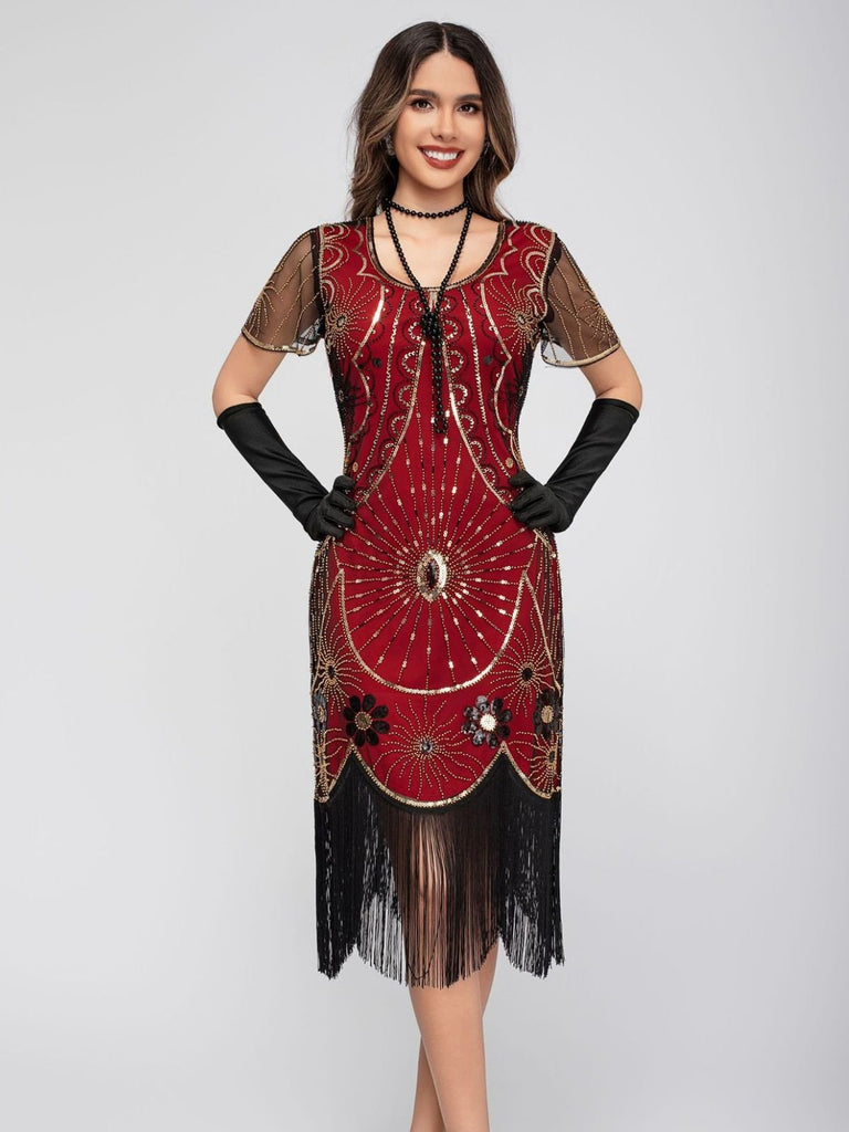 Robe à franges et paillettes à encolure dégagée des années 1920