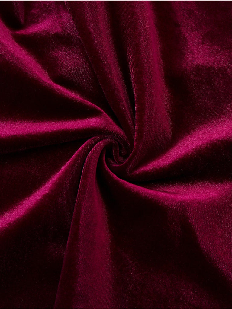 Robe rouge en velours à col volanté et manches lanternes années 1950