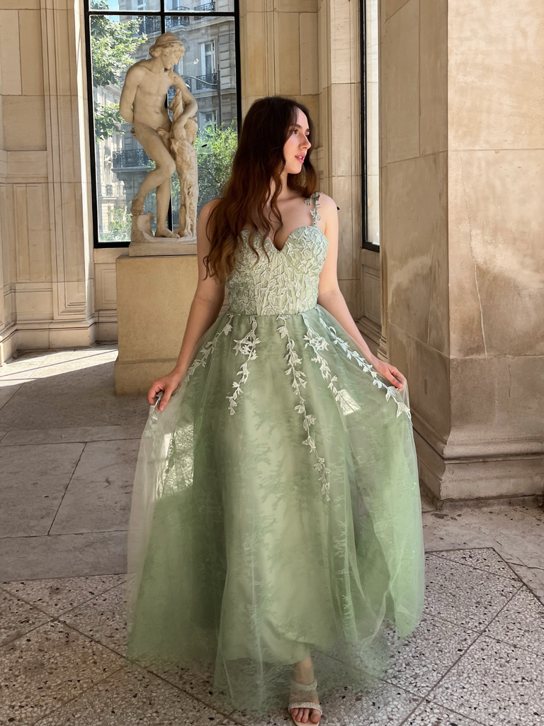 Robe longue verte tulle dentelle fines bretelles 1930s