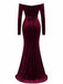 Robe en velours épaules dénudées froncée et fendue sur le côté années 1930