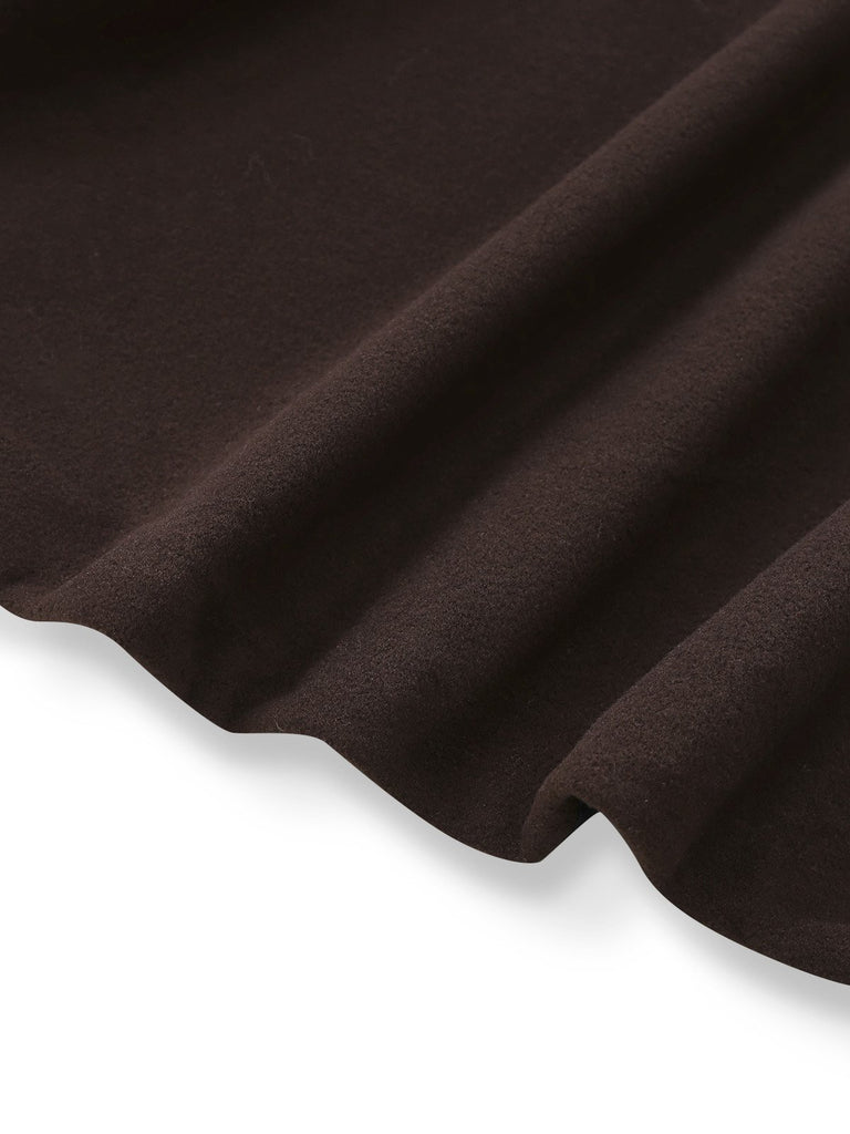 Manteau cape à revers en fausse fourrure des années 1960