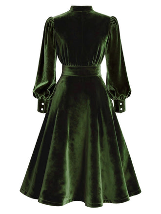 [Prévente] Robe verte en velours perlé et col en V années 1950
