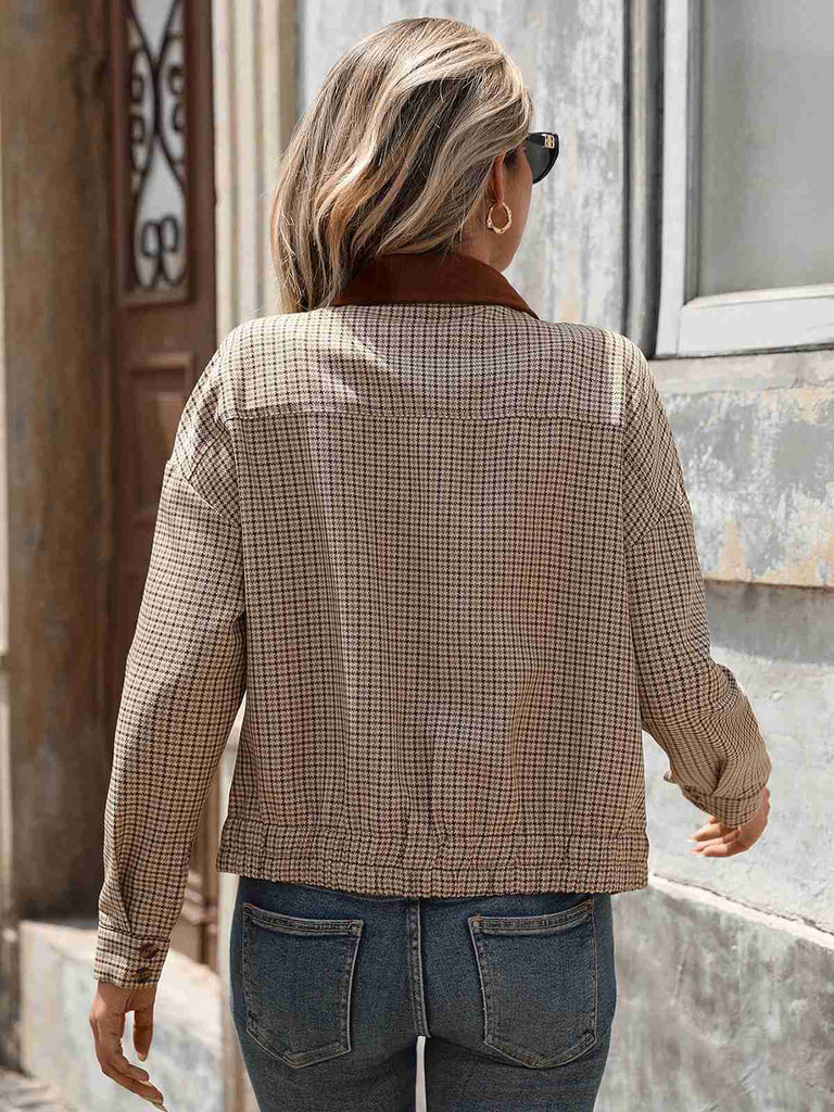 Veste à carreaux marron à revers et fermeture éclair des années 1950