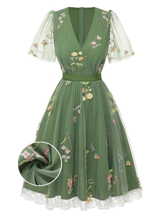 [Prévente] Robe verte manches bouffantes et broderies florales en résille années 50