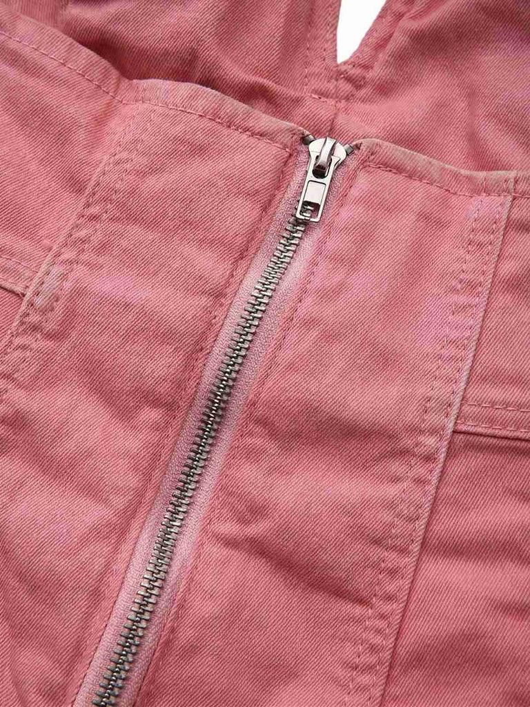 Combishort jean rose à bretelles et col en V années 60