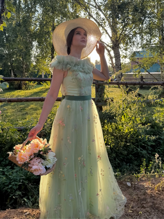 Robe bustier résille brodée fleurs verte années 30