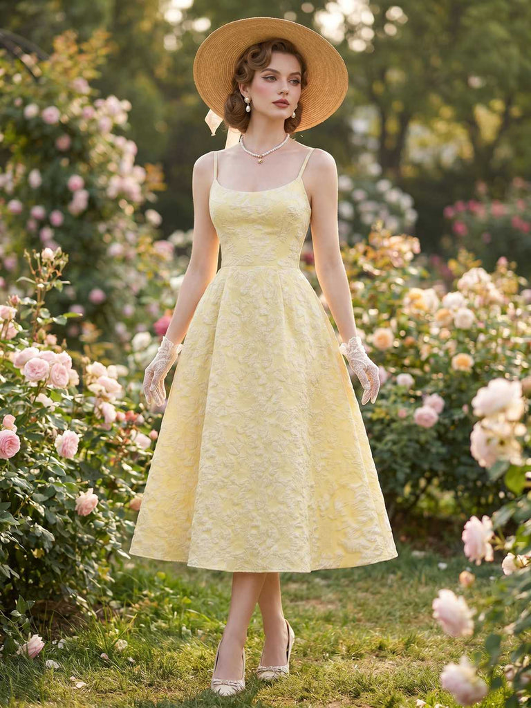 Robe midi jaune fines bretelles et imprimé floral jacquard années 1950