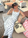 [Prévente] Robe blanche sans manches pois encolure carrée et jupe plissée années 50