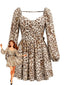 Robe brune motif léopard dos nu manches longues et col carré années 1950