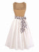 Robe et tablier kaki encolure carrée et motif léopard années 50