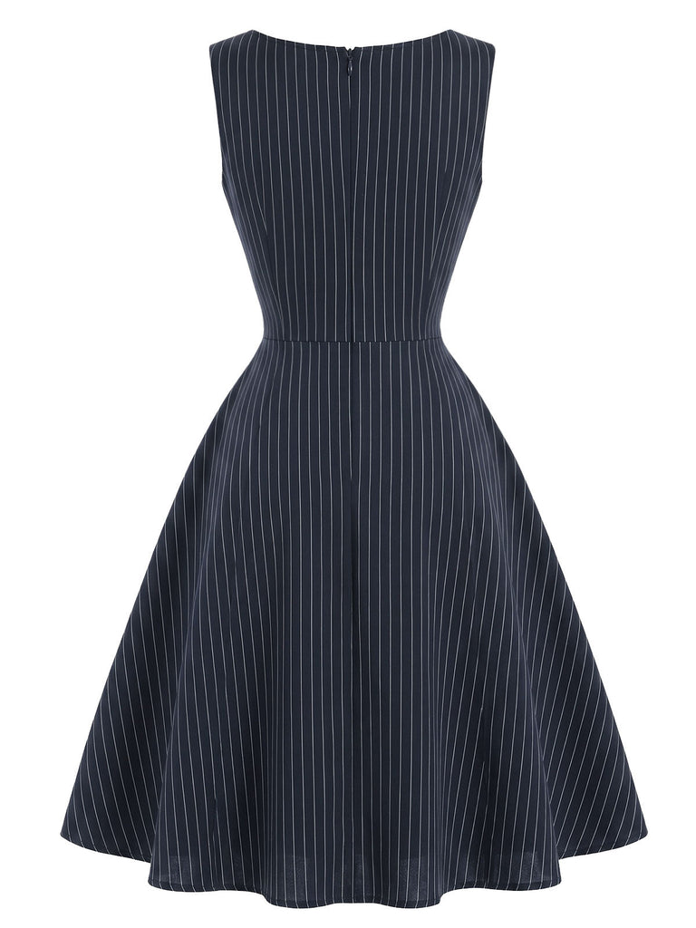 [Prévente] Robe bleu profond à fines rayures, col noué et capelet années 1950