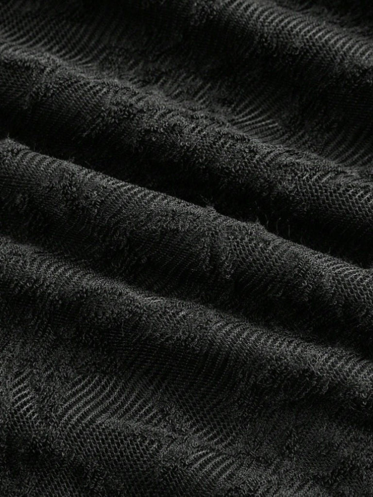 Robe Noir Dentelle Dos Nu Manches Évasées Années 1950 5
